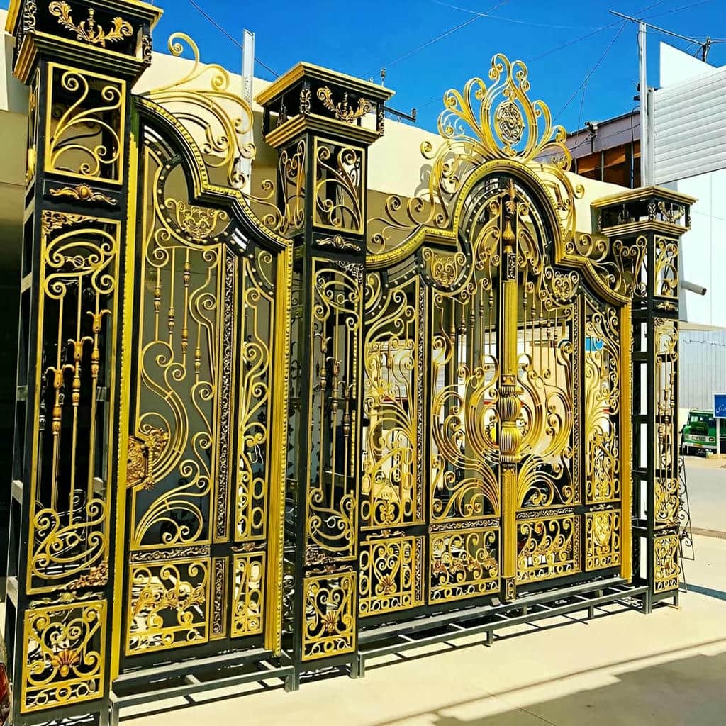 درب پارکینگ ساده پروفیلی افقی برای حفظ حریم