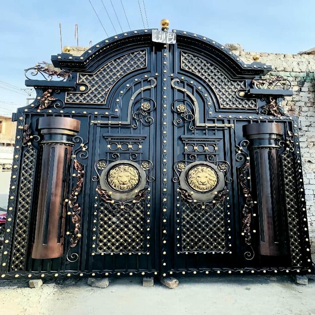 سفارش درب پارکینگ ساده پروفیلی متناسب با دهانه