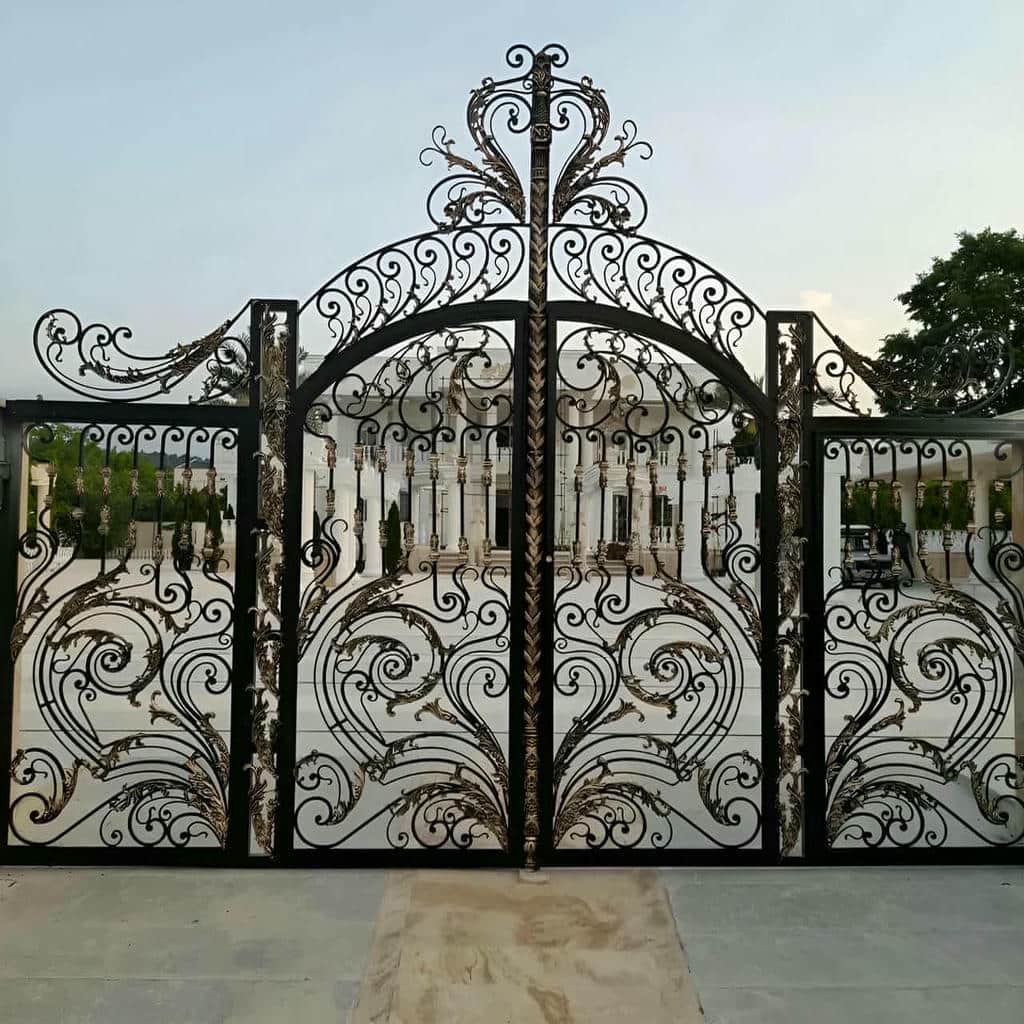 اجرای درب پارکینگ کشویی محوطه موتورپذیر