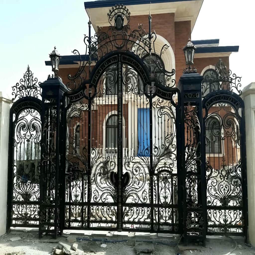 خدمات نصب درب ویلایی برش لیزری طرح هندسی