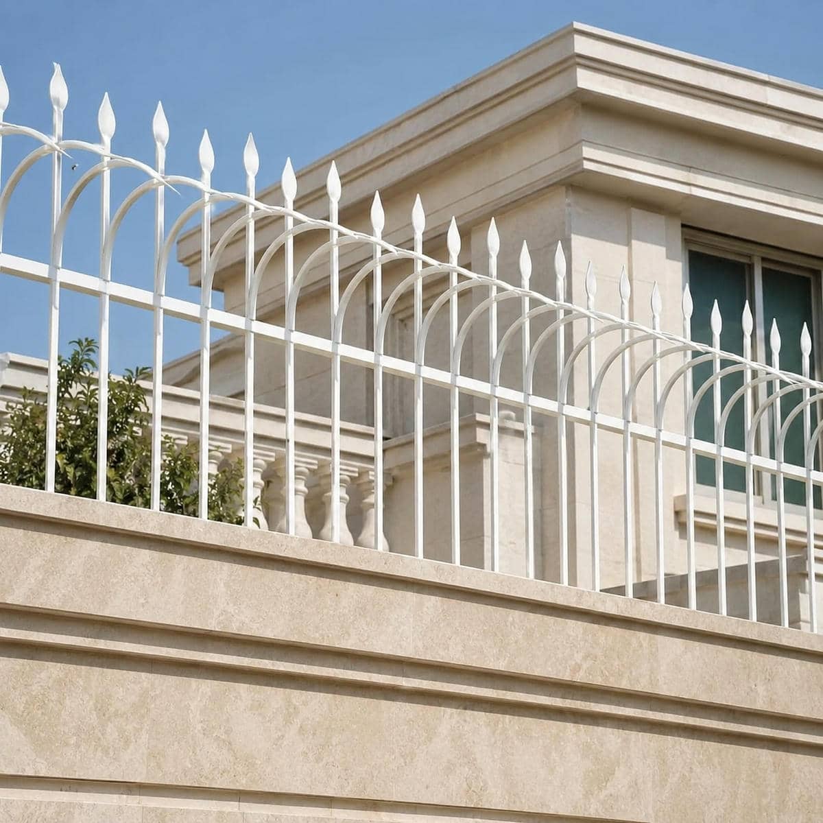 8 مدل حفاظ روی دیوار باغ محوطه