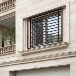 11 مدل نرده پنجره فلزی شاسی دار
