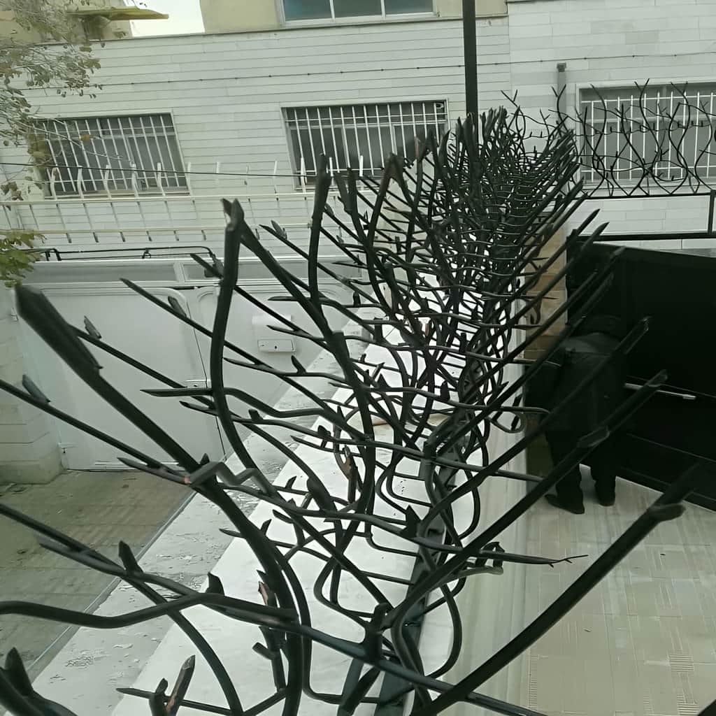 رنگ آمیزی حفاظ بوته ای