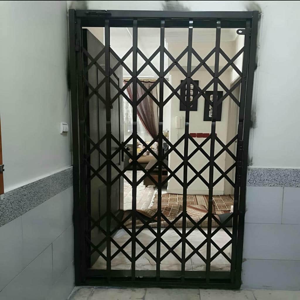 محافظ ورودی ساختمان
