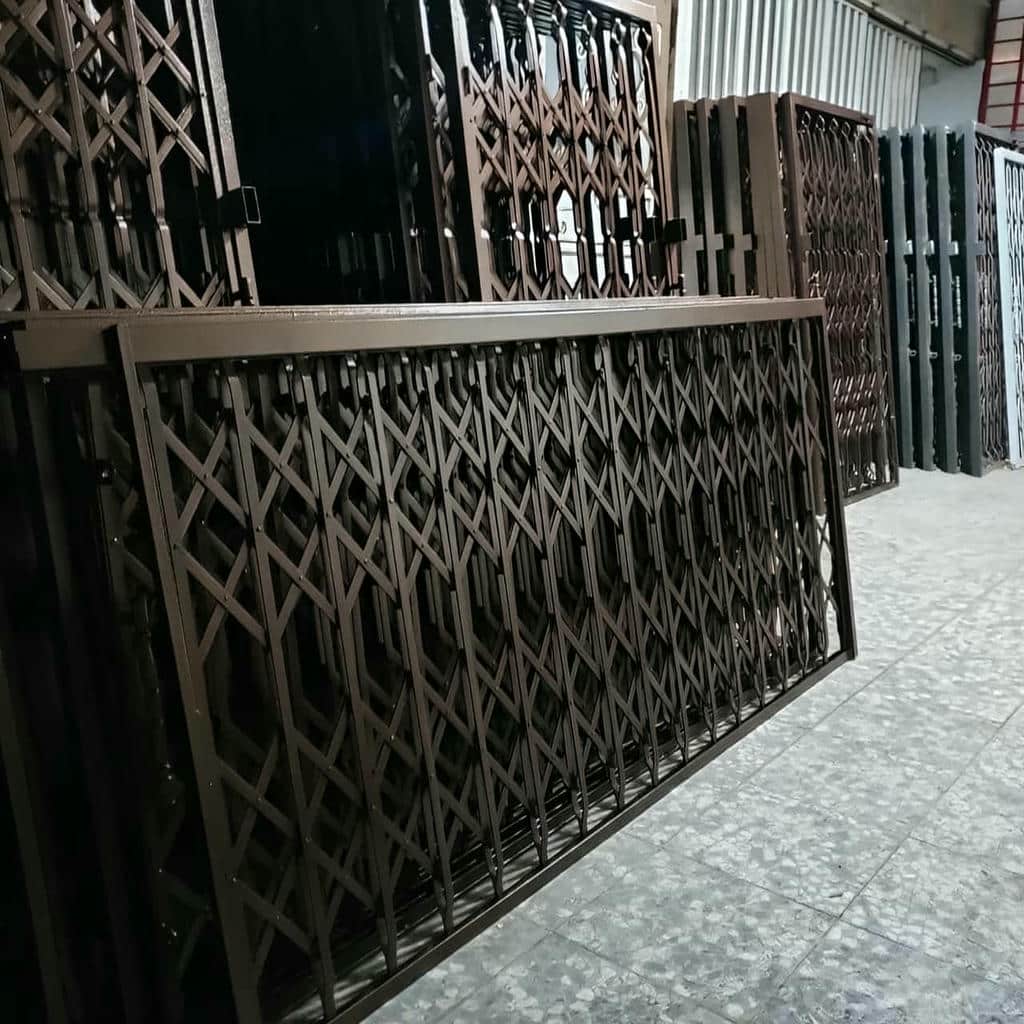مرکز فروش تخصصی محافظ درب آپارتمان برای سفارش اینترنتی و ارسال