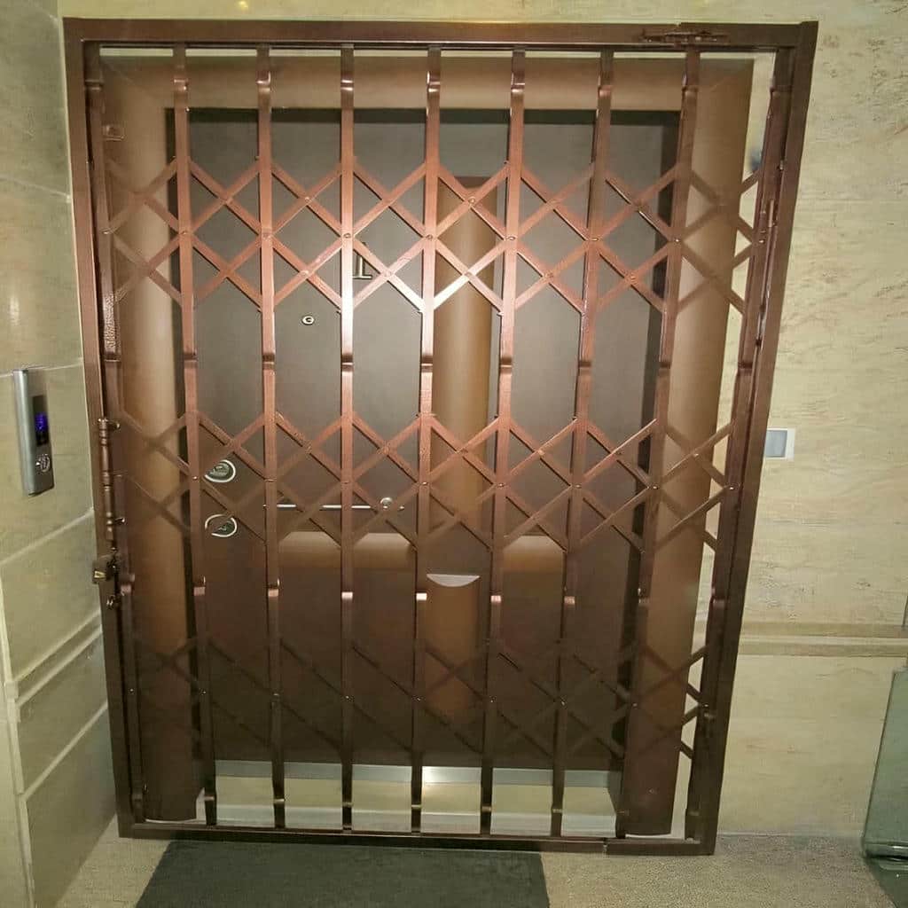درب آکاردئونی مدل شبکه ای