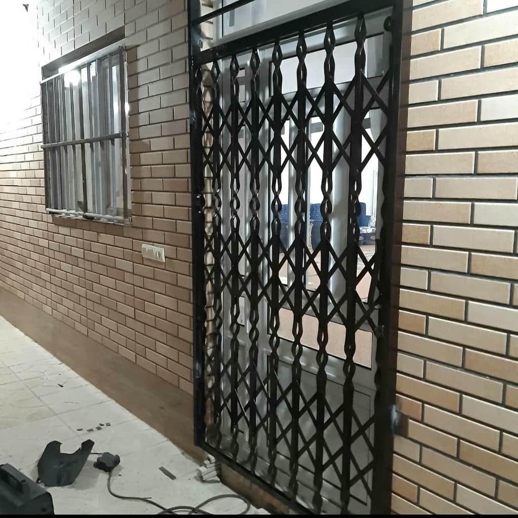 مرکز فروش و نصب حفاظ متحرک برای افزایش امنیت ورودی