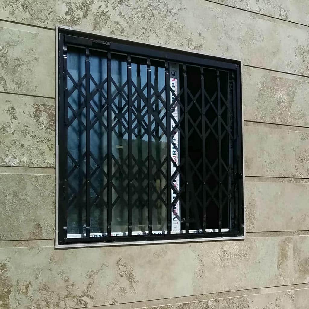 مرکز ارائه حفاظ ریلی درب مناسب نمای کلاسیک و فرفورژه