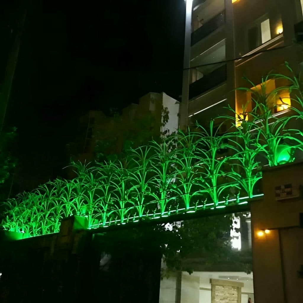 نرده حفاظ ساختمان با پوشش رنگ