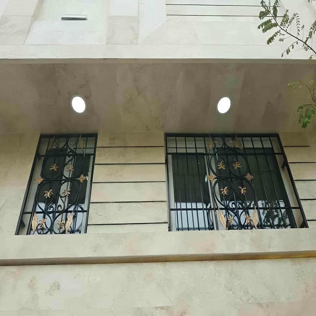 حفاظ پنجره فرفورژه باغی