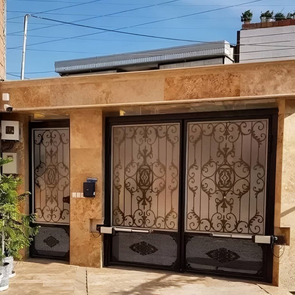 جک بازویی فلزی برای ورودی مسکونی