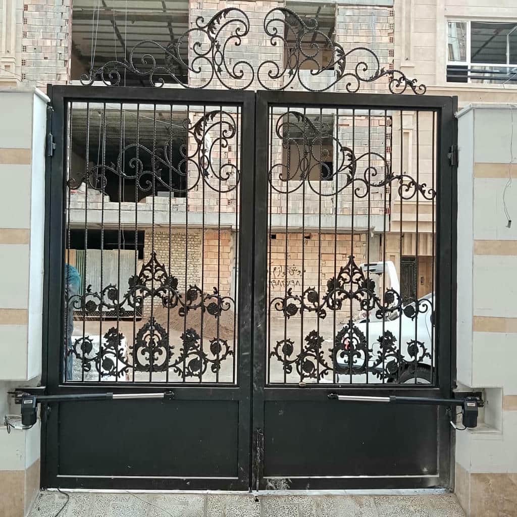 اپراتور درب پارکینگ با نمای مدرن مرکز فروش اپراتور درب پارکینگ با انتخاب رنگ و طرح هماهنگ با نما