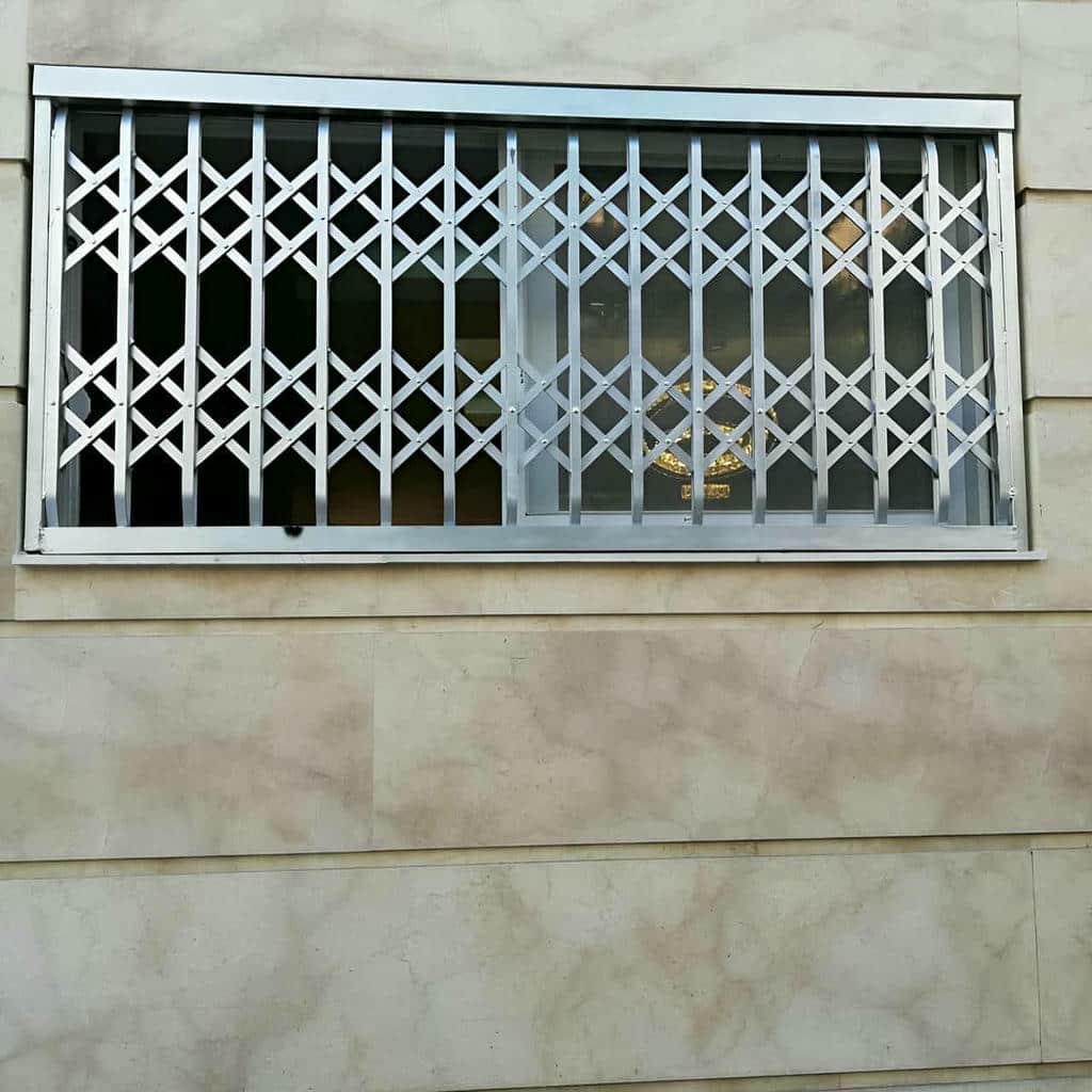 فریم فلزی پنجره