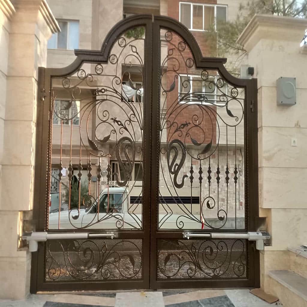 جک بازویی با بدنه مشکی در استان خوزستان جک بازویی با بدنه مشکی در استان خوزستان