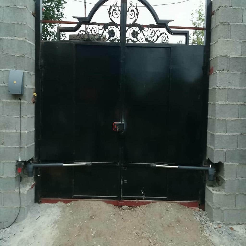 جک درب پارکینگ در استان مرکزی با ریموت کنترل جک درب پارکینگ در استان مرکزی با ریموت کنترل