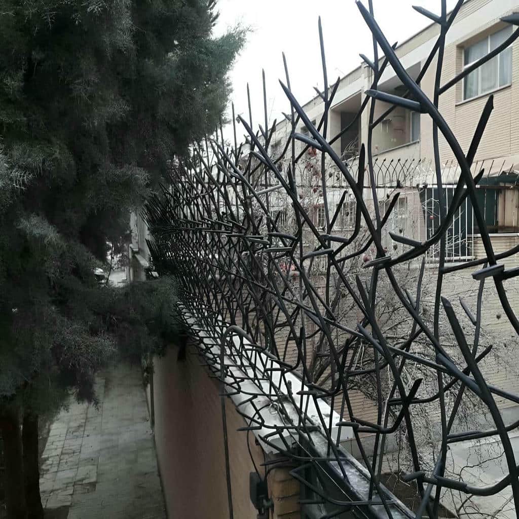 حفاظ دیوار سرنیزه ای فلزی در استان فارس