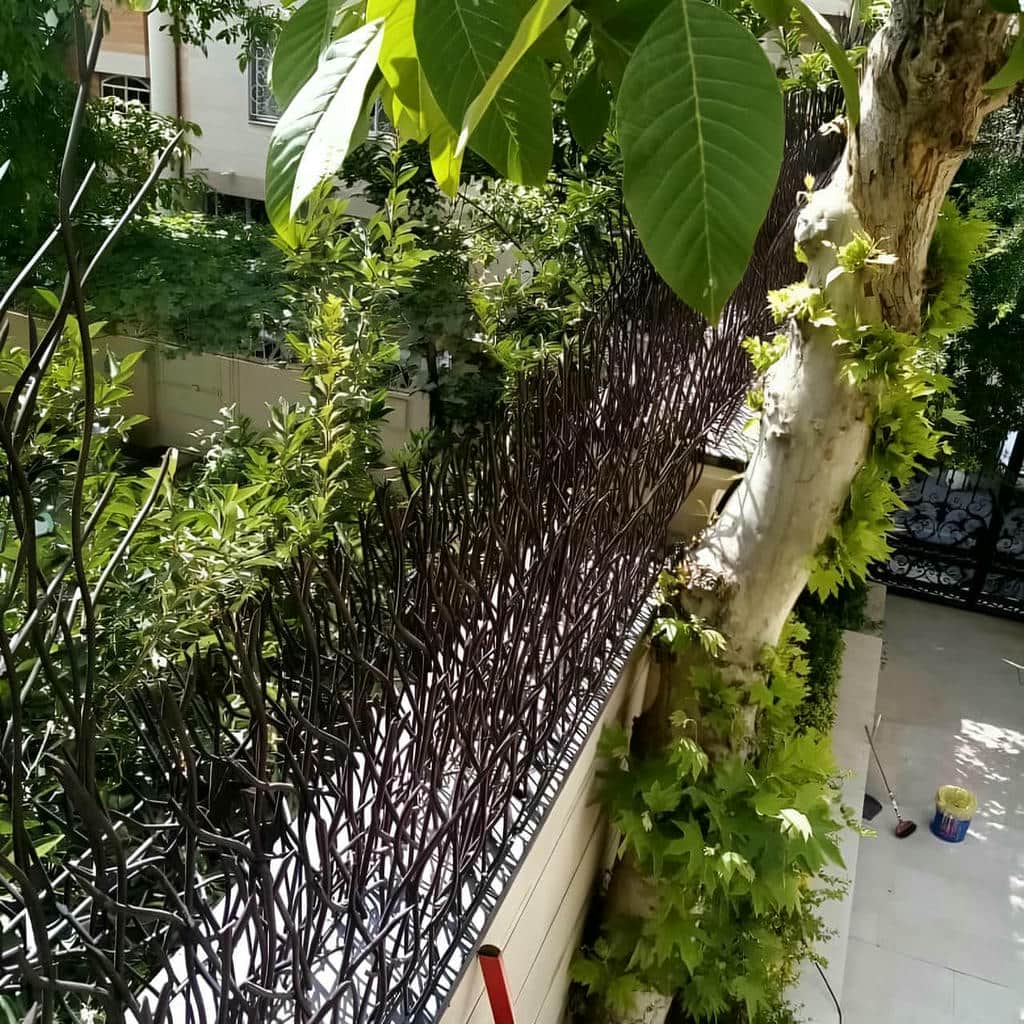 حفاظ دیوار سرنیزه ای مشکی در تبریز