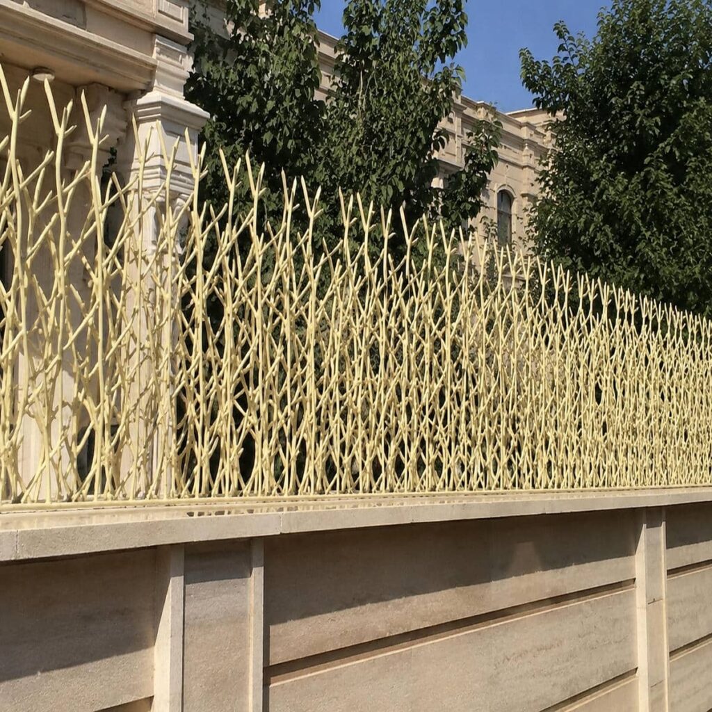 حفاظ دیوار شاخ گوزنی با پوشش رنگ کوره ای