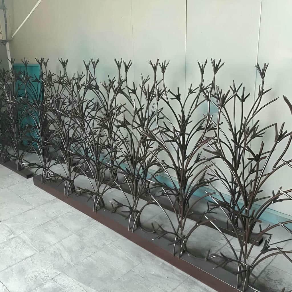حفاظ شاخ گوزنی سبز در اصفهان