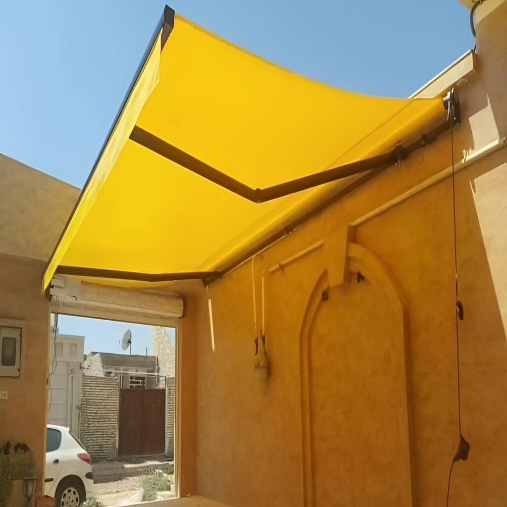 سایبان بازویی با پارچه طوسی برای بالکن