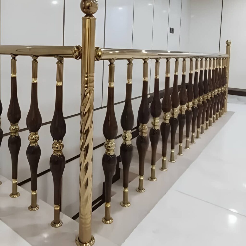 نرده راه پله استیل براق در استان همدان