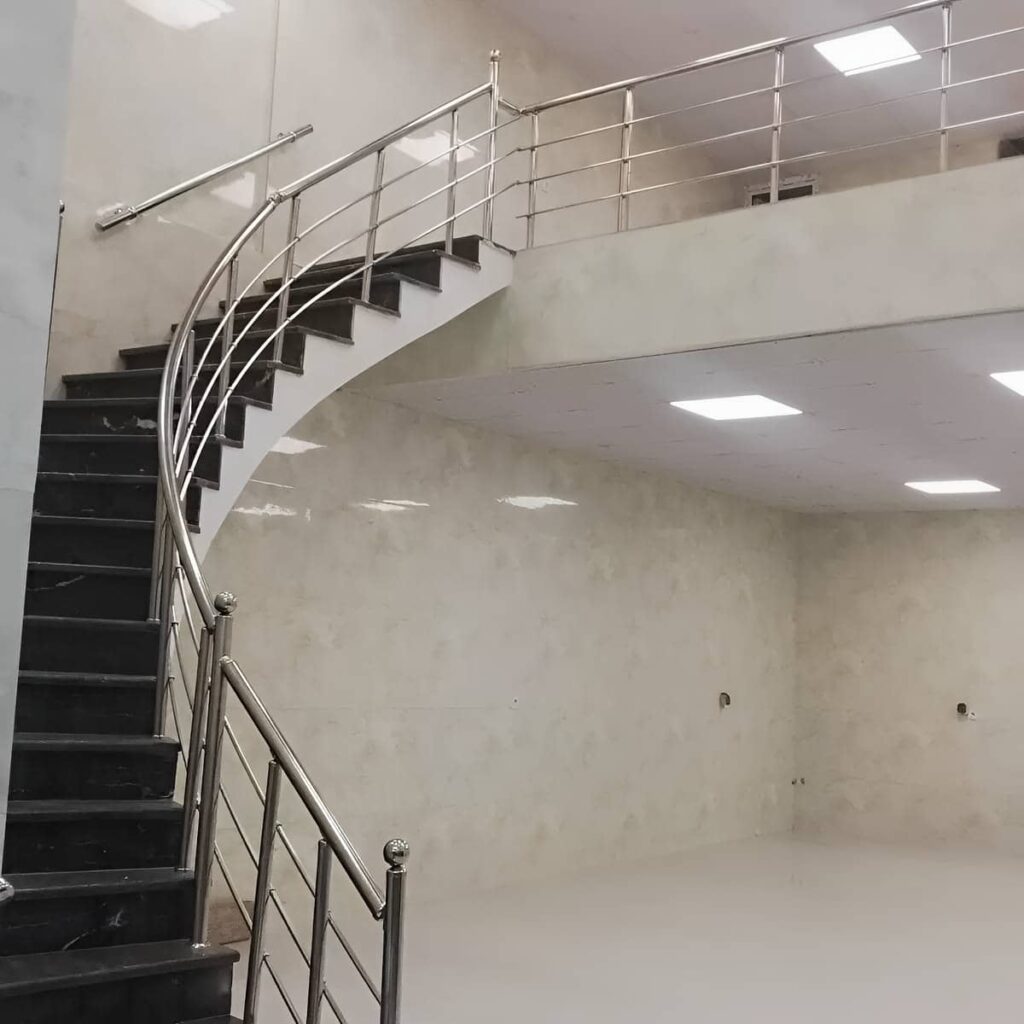 نرده راه پله استیل براق در بوشهر