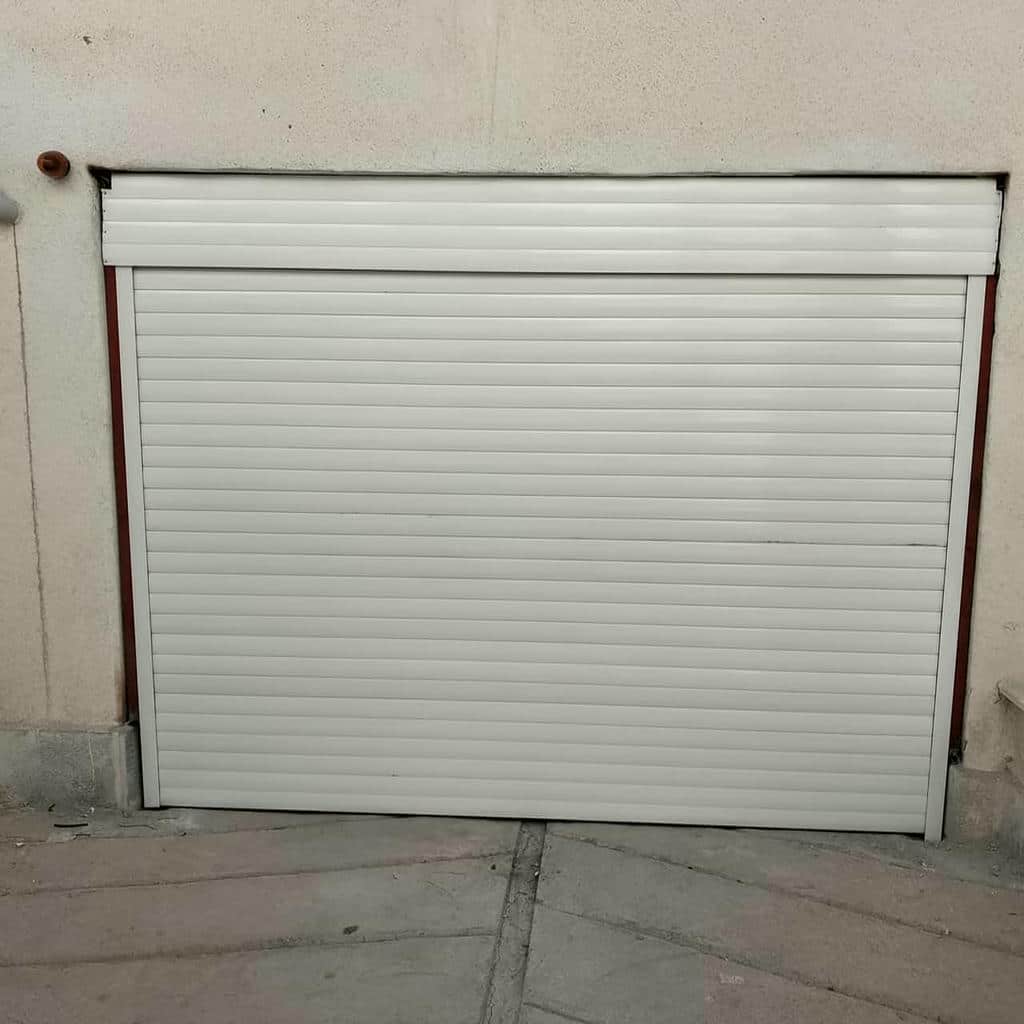 کرکره برقی باکس جمع کننده بالای دهانه فروشگاه کرکره برقی باکس جمع کننده بالای دهانه فروشگاه