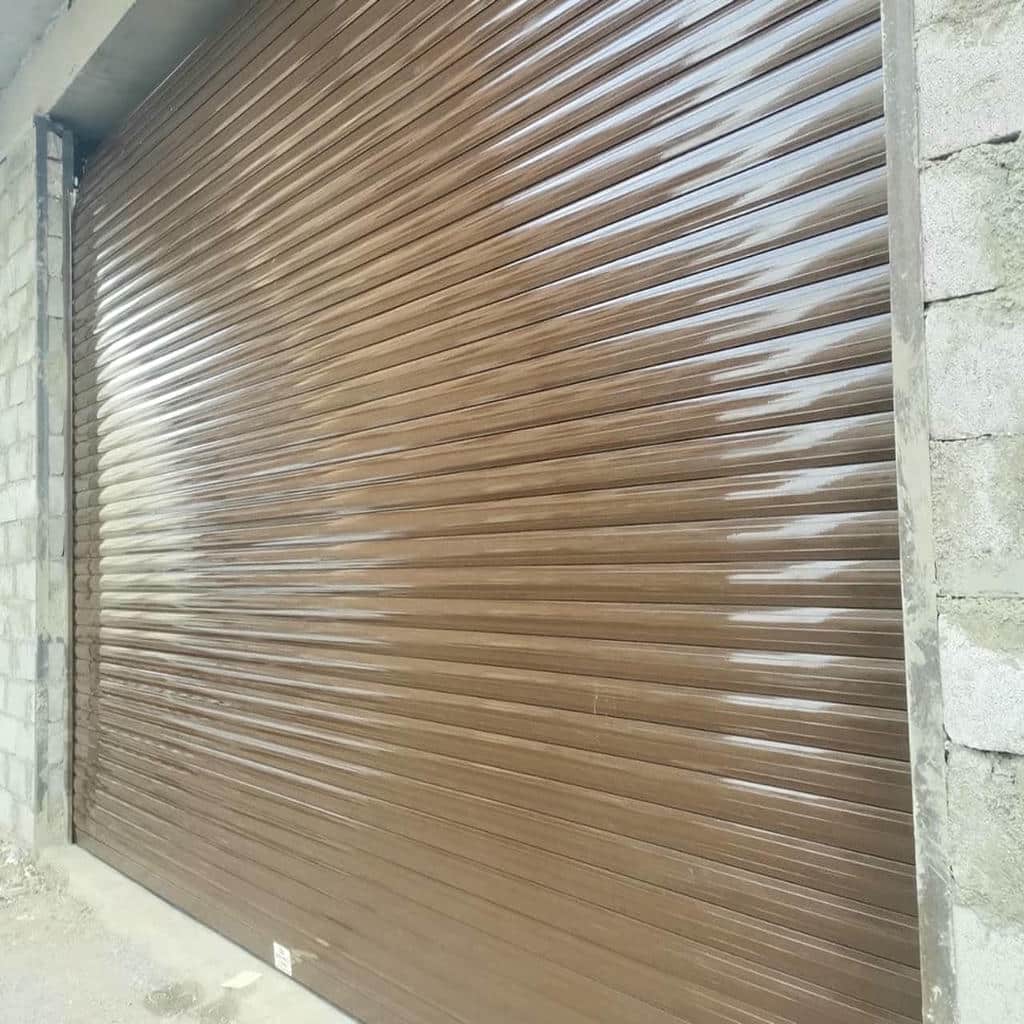 کرکره برقی ریموت دار برای پارکینگ ساختمان مسکونی