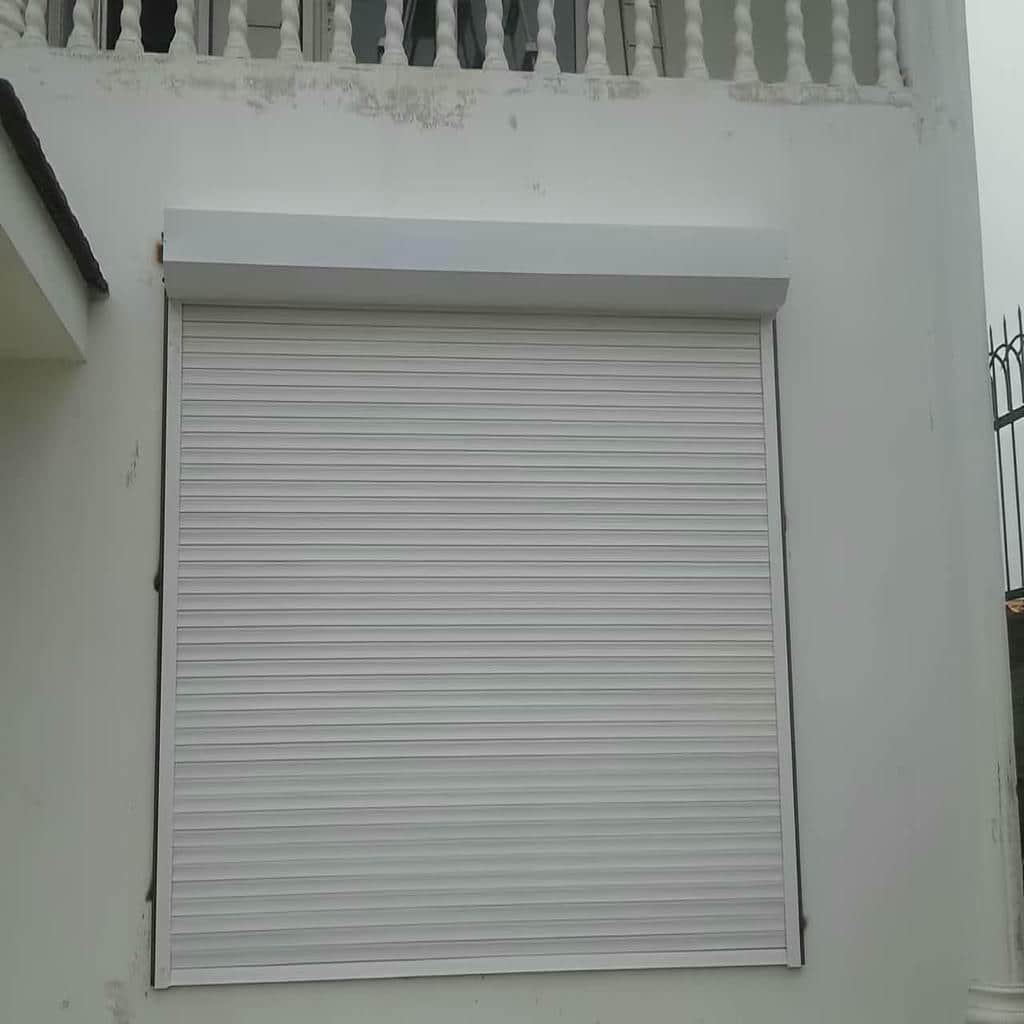 کرکره برقی ریموت دار در اردبیل پارکینگ مسکونی