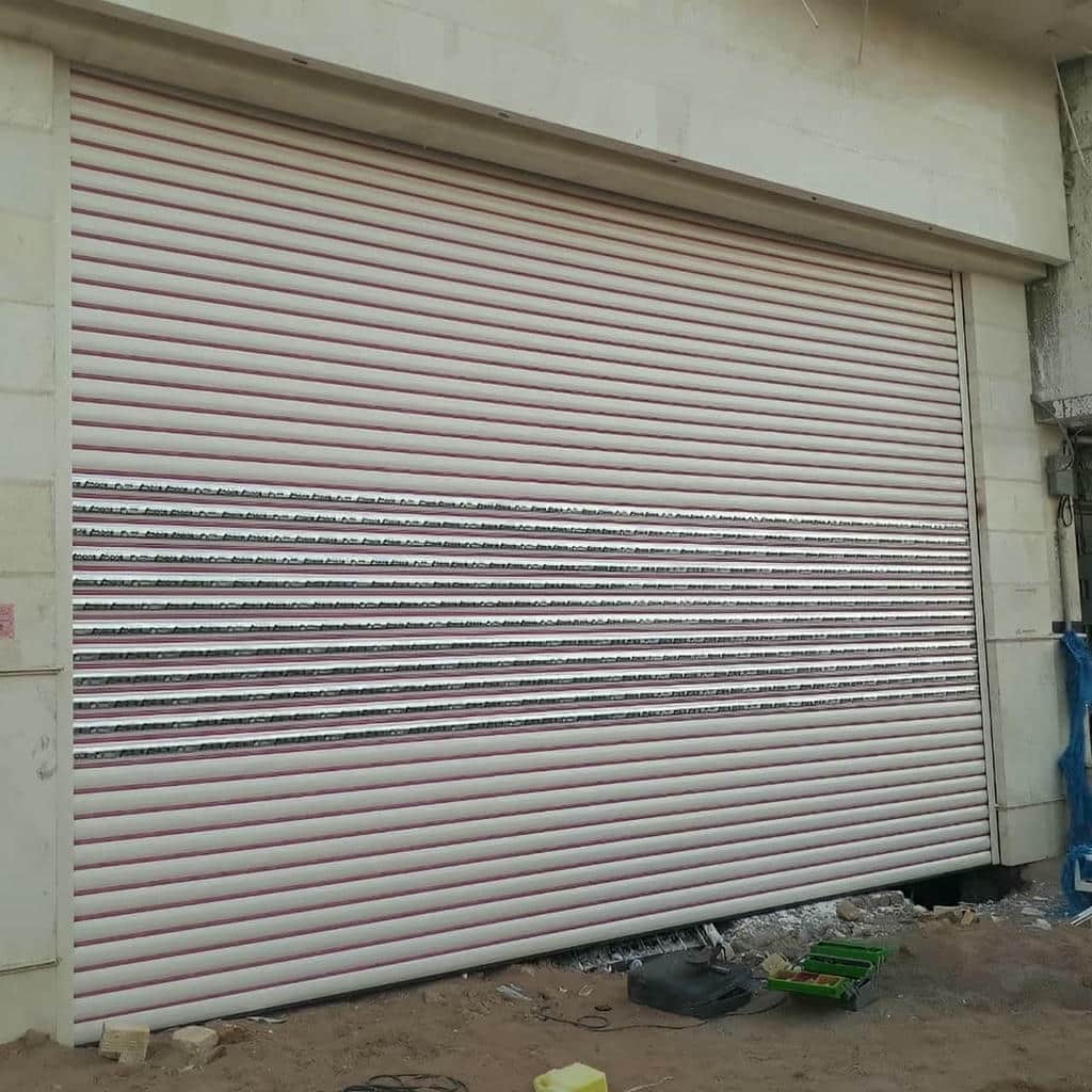 کرکره برقی ریموت دار در استان گیلان پارکینگ مسکونی