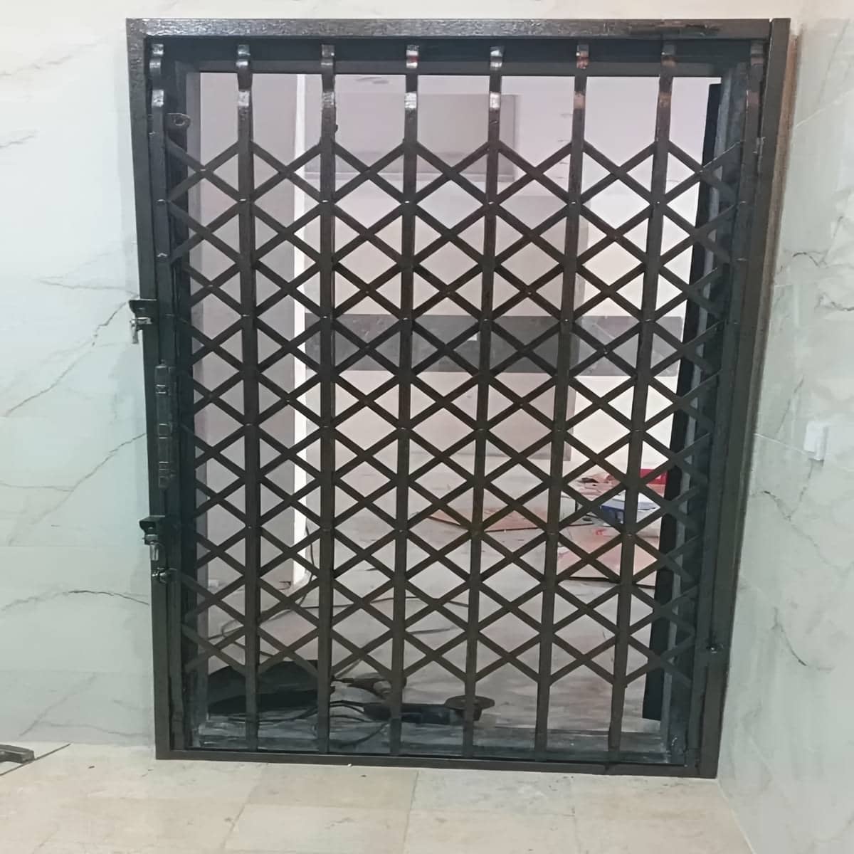 گارد ورودی فلزی در استان خوزستان