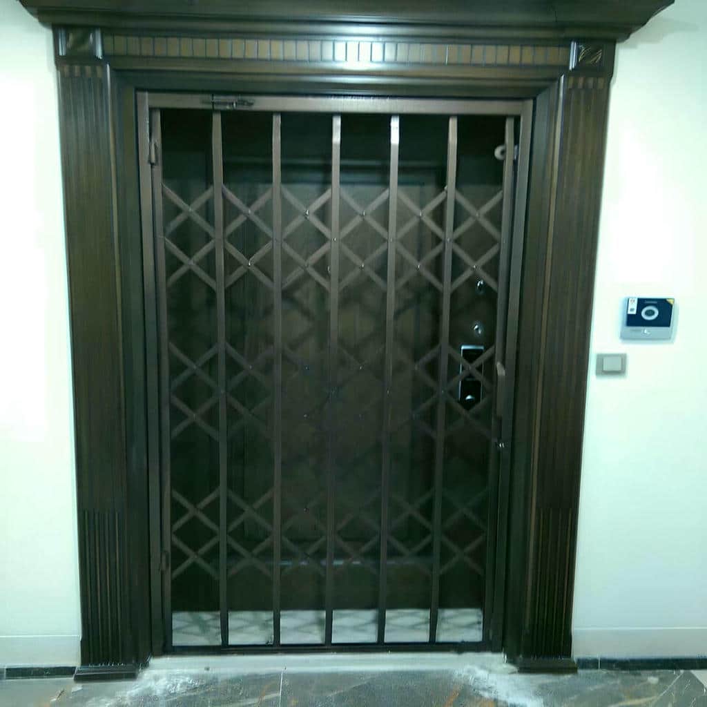 حفاظ درب آکاردئونی در استان آذربایجان غربی مرکز فروش و سفارش حفاظ درب آکاردئونی در استان آذربایجان غربی