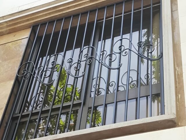 مرکز فروش تخصصی حفاظ پنجره در اردبیل و حومه